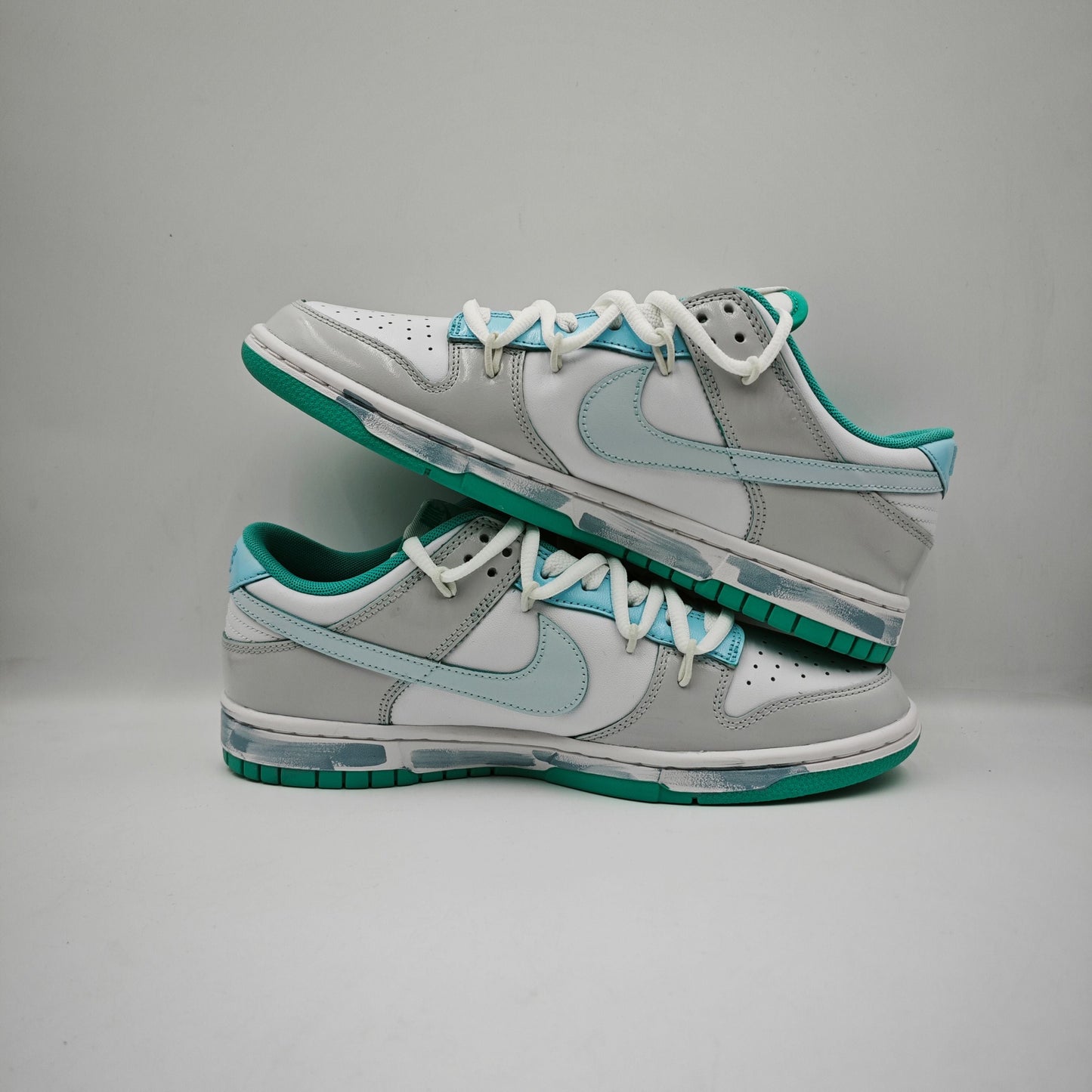 Custom Dunk Low 'Righteous'